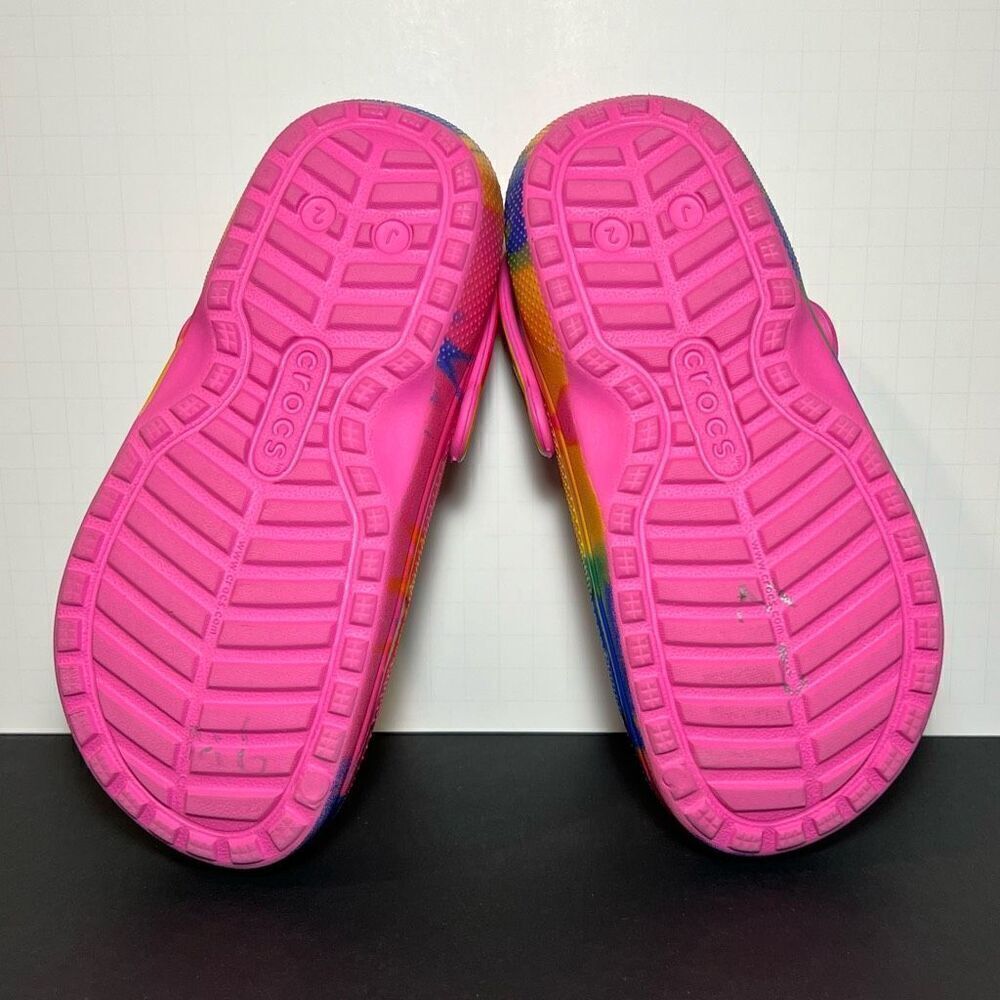 Kids CROCS Classic Tie Dye Faux Fur Lined Clogs / Size 2 - Picture 7 of 8